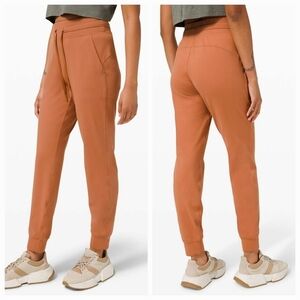 Lululemon Ready to Rulu Jogger in Desert Sun size 6 NWT